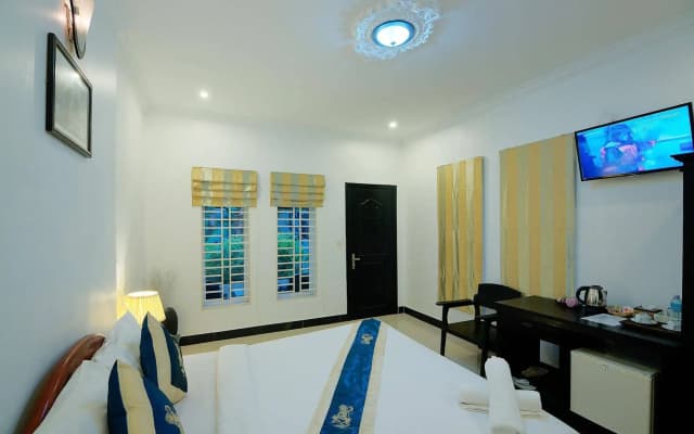 Mango Angkor Boutique - photo 5