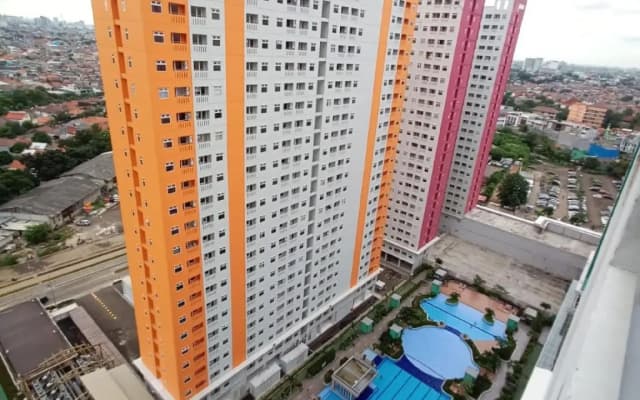 Apartment Green Pramuka City by Vincent - photo 2