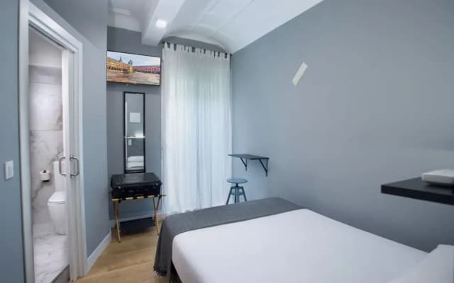 Jvo Hostal Sl - photo 4