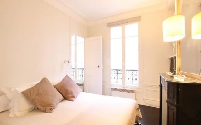 Saint Germain Chic Apartment - photo 4