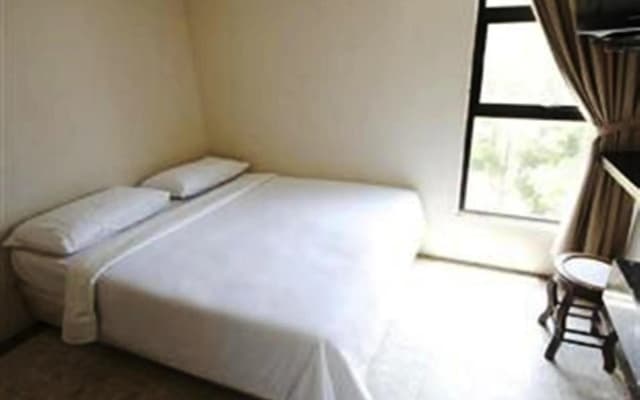 Hotel Zamburger Sg Bakap - photo 2