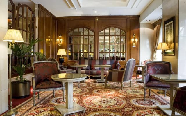 Hotel Emperador - photo 2