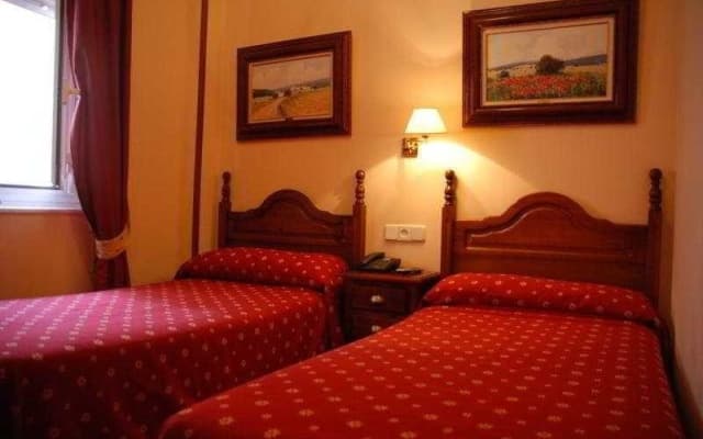 Gran Duque Hostal - photo 4