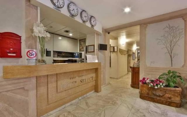 Ih Hotel Select - photo 2