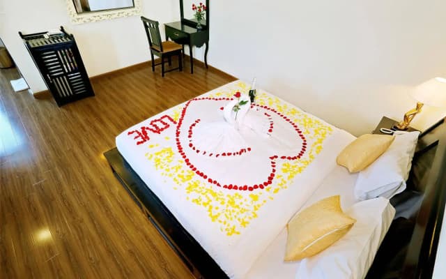 Osaka Villa - photo 2