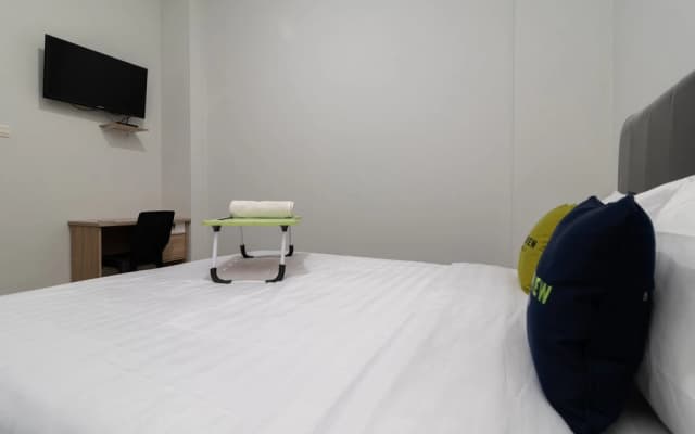 Urbanview Hotel Pasar Baru Jakarta by RedDoorz - photo 4