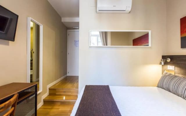 El Born Guest House by Casa Consell - photo 3