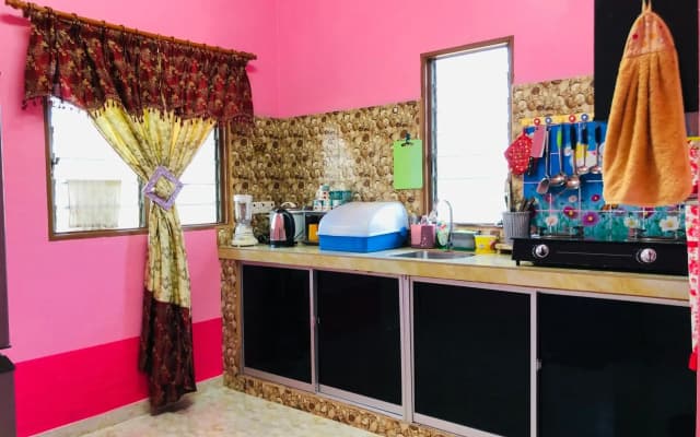Homestay TokAbah - photo 2