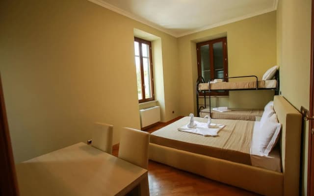 H&H Rome - photo 3