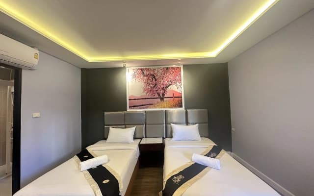 Metro Link Ratchada Hotel - photo 4
