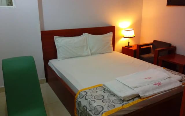 Van Phuc Hotel - photo 4