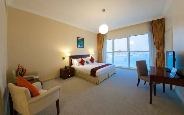 Somerset West Bay Doha - photo 4