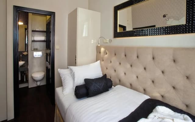 Design Hotel Jewel Prague - photo 4