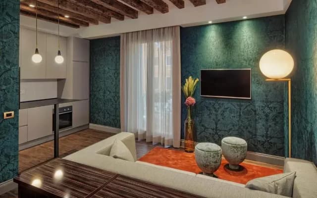 Suite 735 - photo 3