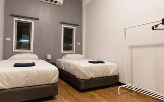 U3 Large 2 Bedroom Full Kitchen Near BTS Udomsuk - photo 3
