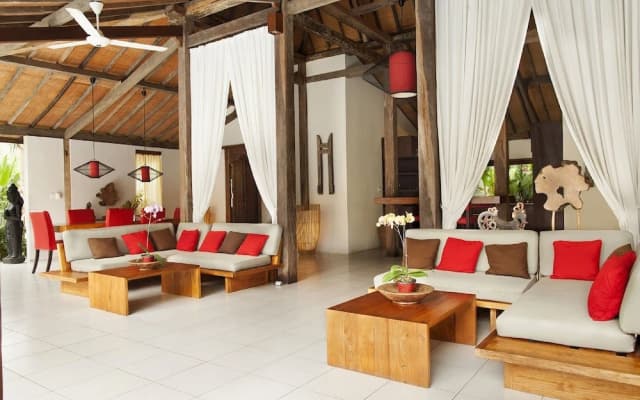 Esterin Villa - photo 2