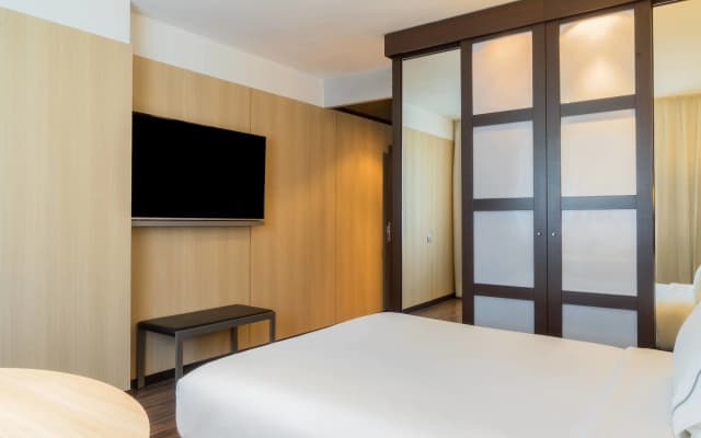 AC Hotel Madrid Feria by Marriott - photo 3