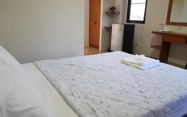 Boonthavon Maejo Hotel - photo 2