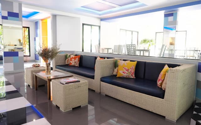 Siri Hotel Phuket - photo 2