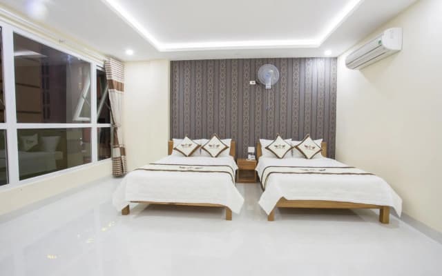Dam Phuc Hotel - photo 2