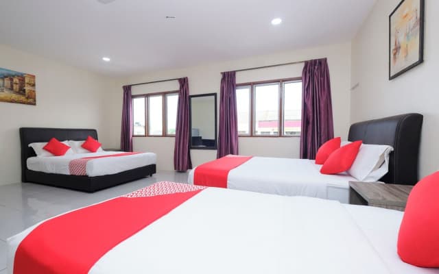 OYO 1104 Q Hotel - photo 5
