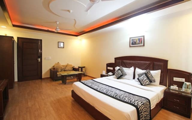 Parkland Chirag Enclave - photo 3