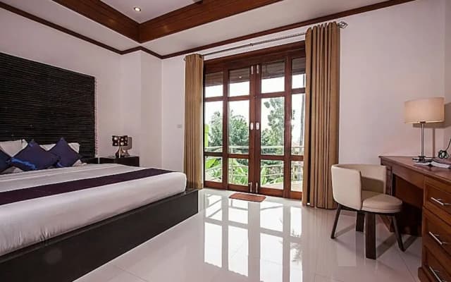 NB Villa Sienna - photo 3