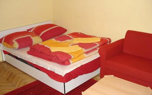 Erik Apartments - photo 3