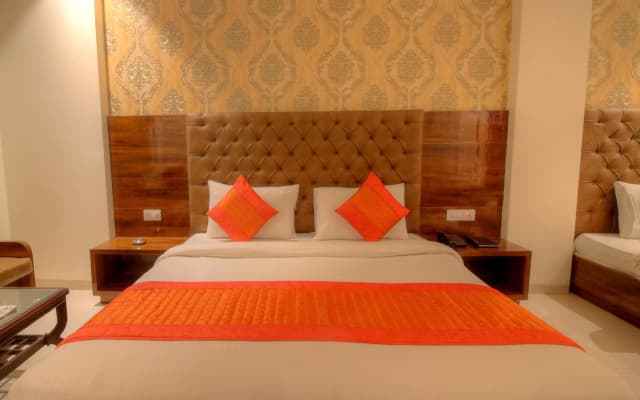 Hotel The Vegas - photo 4