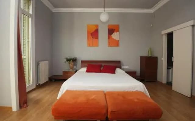 Luxury Central Apartment - photo 2