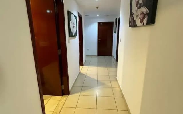 Sadaf 2 JBR Bedspace - photo 3