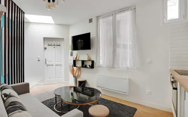 Cosy Apartment With 2 Rooms in Marais - photo 3