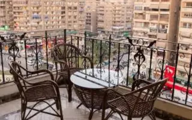 Tohfa Luxury Apartment - photo 4