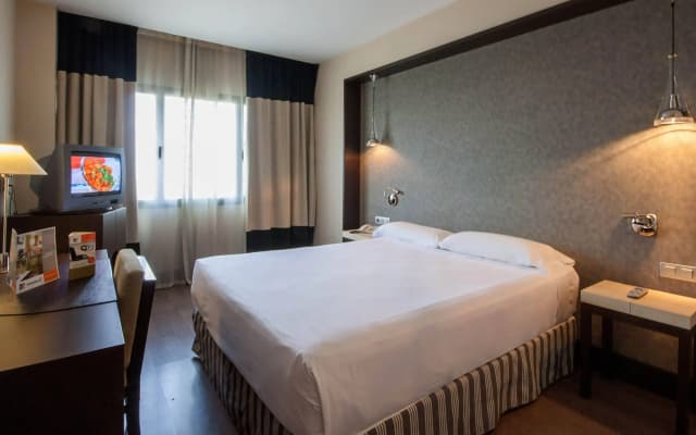 Hotel Mercader - photo 5