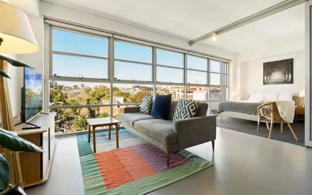 Sun Drenched Apartment in Darlinghurst - photo 5