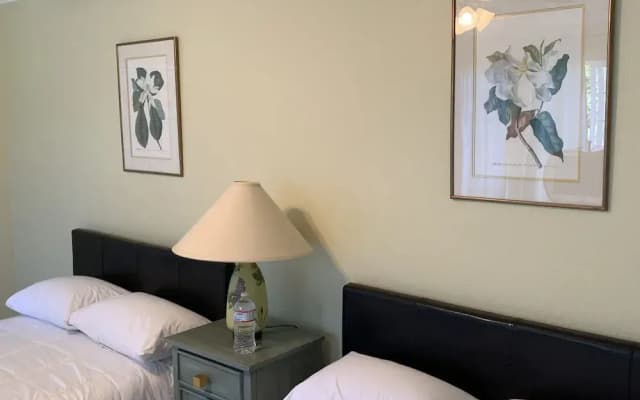 Barton Bed & Breakfast - photo 4