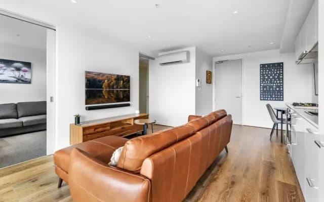 Pristine 1-bed Apartment Near Local Cafes - photo 5