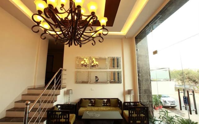 Jasola Suites And Apartments - photo 2