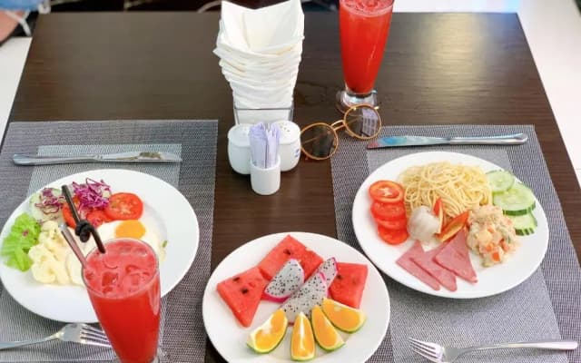 Santa Luxury Hotel - photo 5