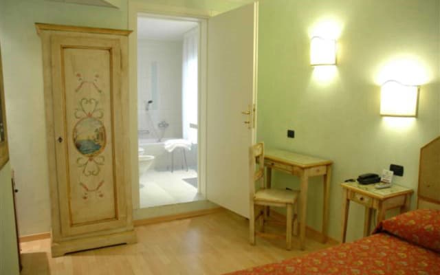 Hotel Ariston - photo 4