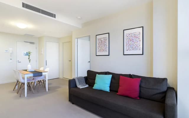 Collins Accommodation - photo 5