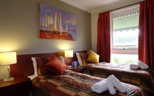 Boutique Stays Sandyside- Sandringham Villa Units - photo 3
