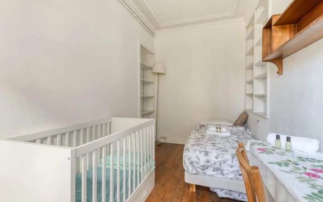 Bright and Homely Apartment in Batignolles - photo 2
