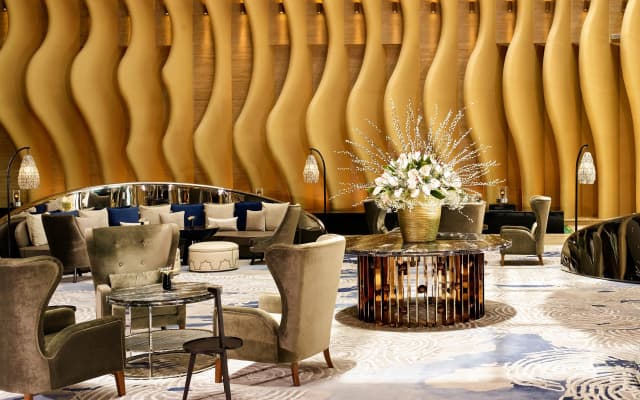 Grand Hyatt Abu Dhabi Hotel And Residences Emirates Pearl - photo 2