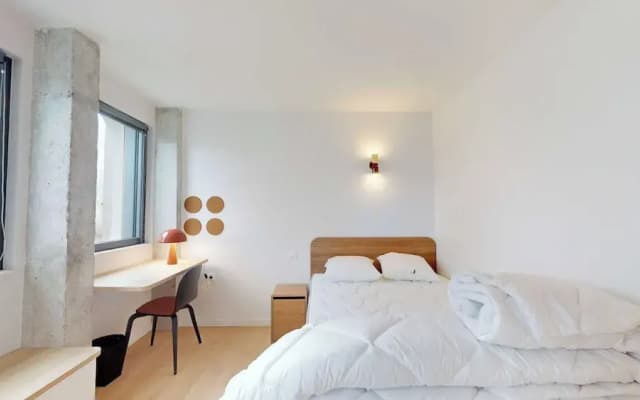 Room 1211 in a Premium Residence- Sport/laundry - photo 4
