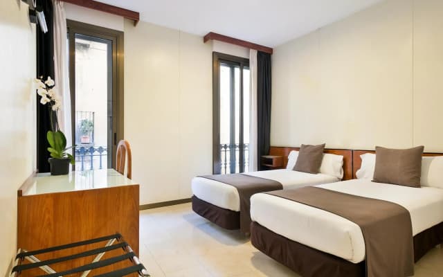 Hotel Condal - photo 3