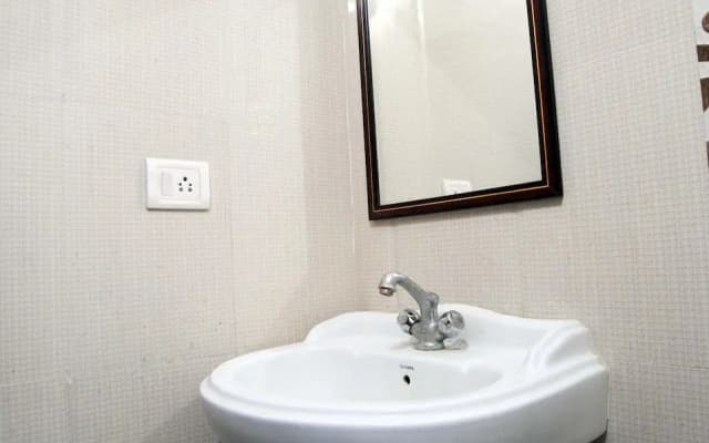 Swapnil International Hotel - photo 3