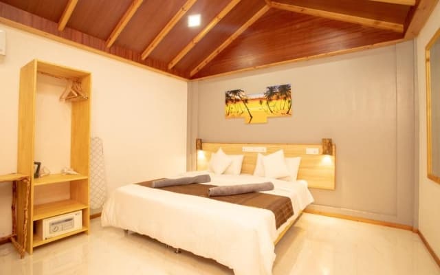 Old Town Inn - photo 2
