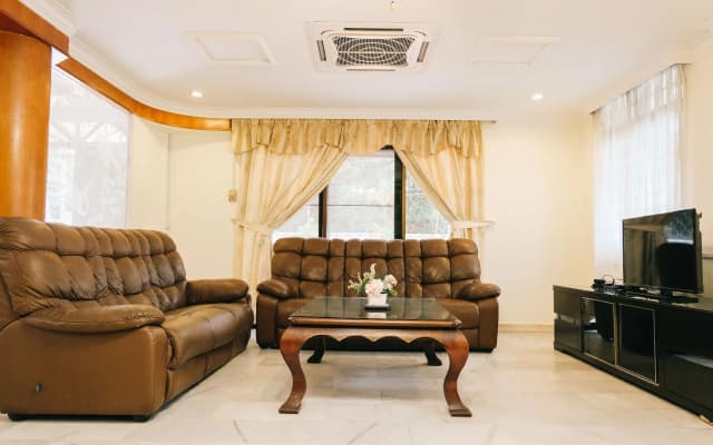 Clover Homestay - photo 3