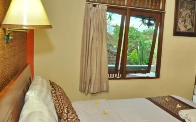 Indra Homestay - photo 3
